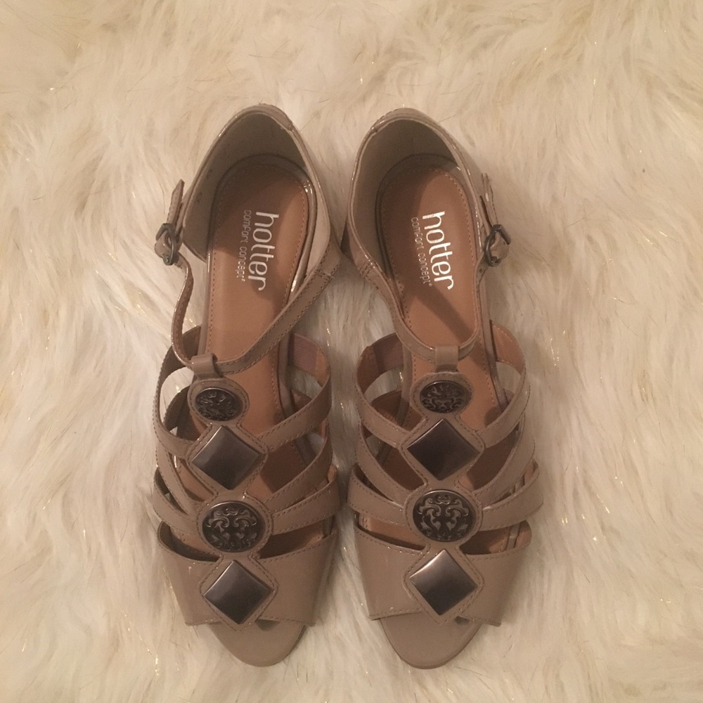 Wedge sandals size 8.5